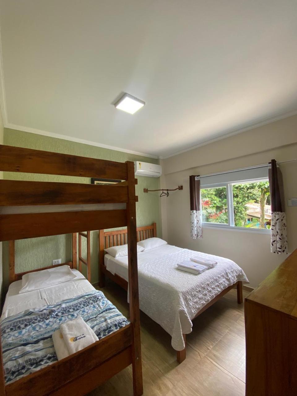 Residencial Aguas De Bare Hotel Sao Sebastiao  Ngoại thất bức ảnh