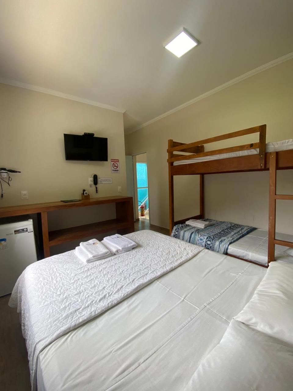 Residencial Aguas De Bare Hotel Sao Sebastiao  Ngoại thất bức ảnh
